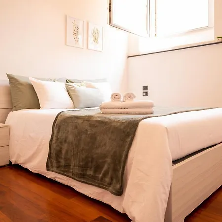 Luxury - Crociere 1 Min Free Wifi - Ac